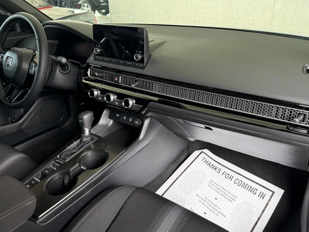 2026 Honda Civic Sport - Photo 32