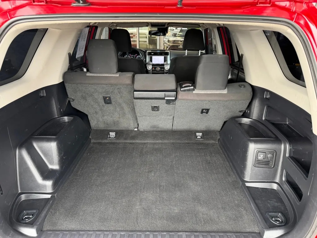 Toyota 4Runner photo 24