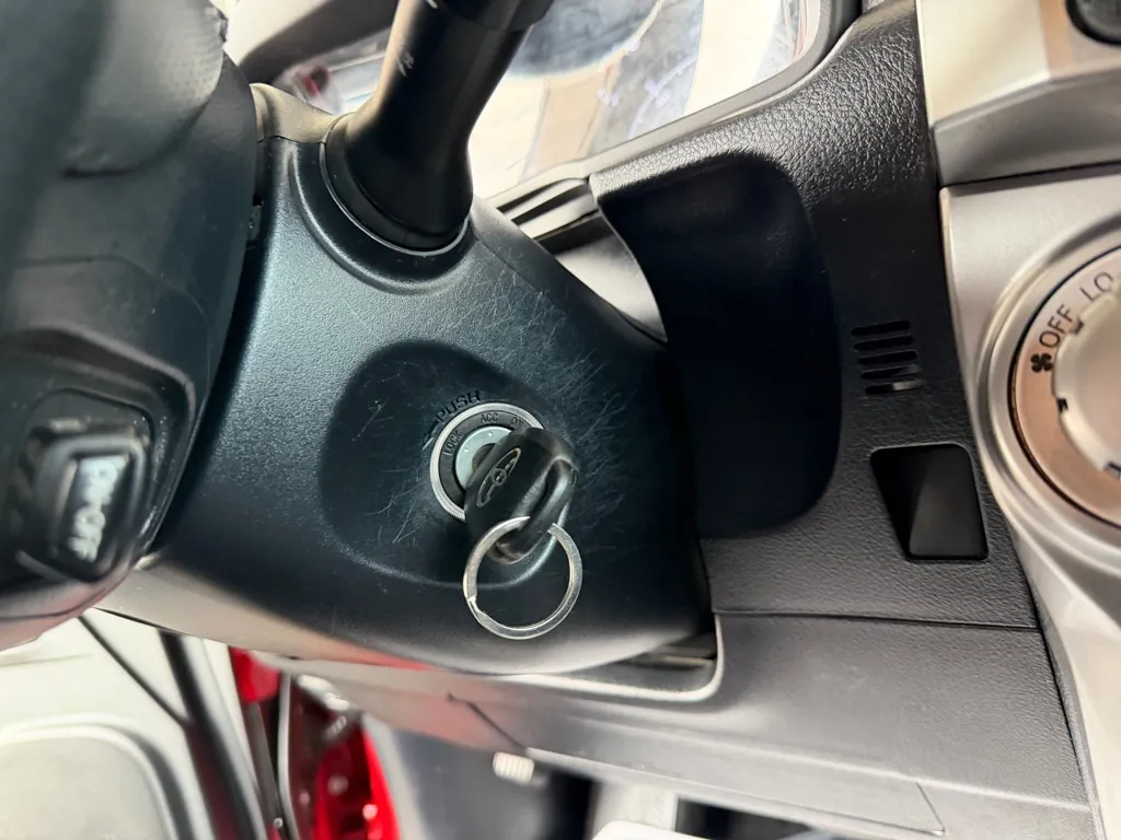 Toyota 4Runner photo 16