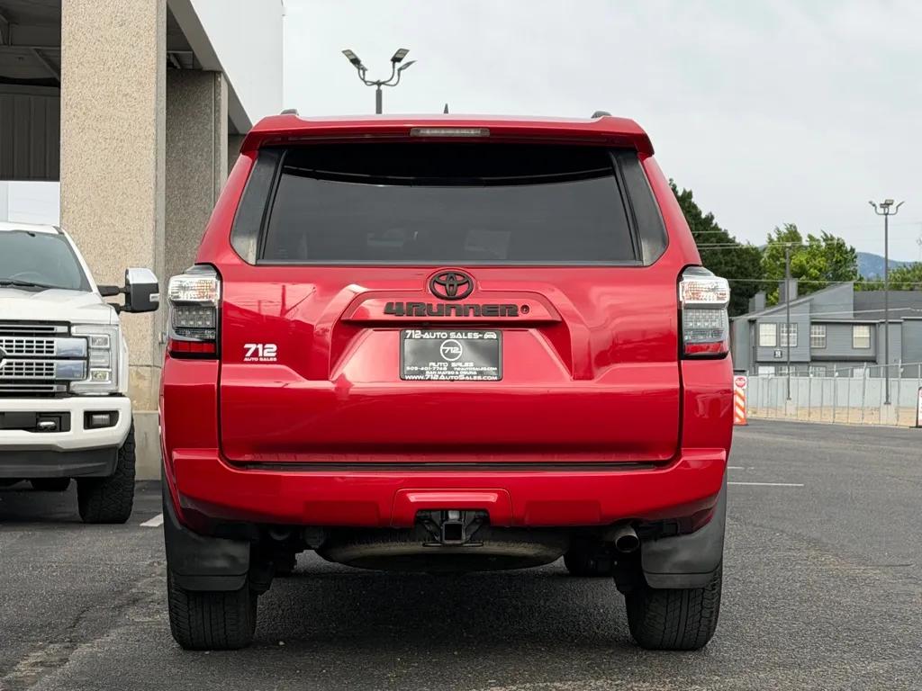 Toyota 4Runner photo 40