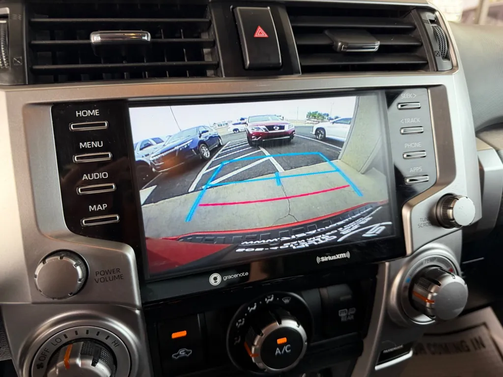 Toyota 4Runner photo 13