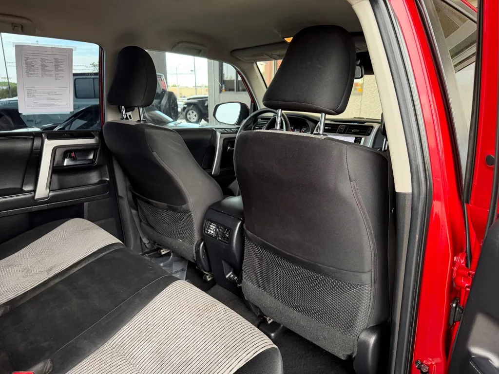 Toyota 4Runner photo 27