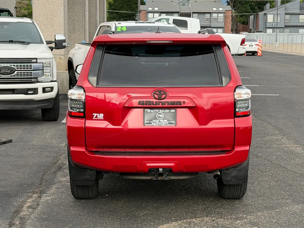 Toyota 4Runner photo 39