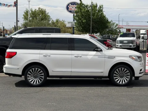Another view of 2018 LINCOLN NAVIGATOR RESERVE for sale in Albuquerque, NM at 712 Auto Sales