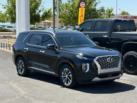 More photos of 2022 HYUNDAI PALISADE SEL at 712 Auto Sales, NM