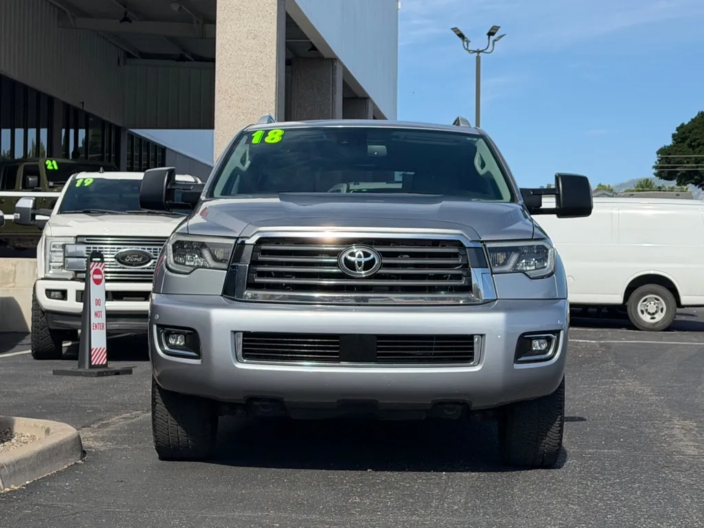 Toyota Sequoia photo 44