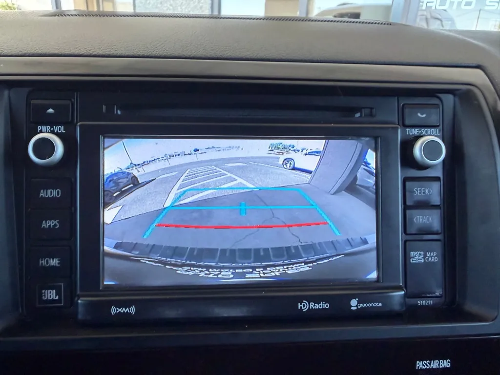 Toyota Sequoia photo 13