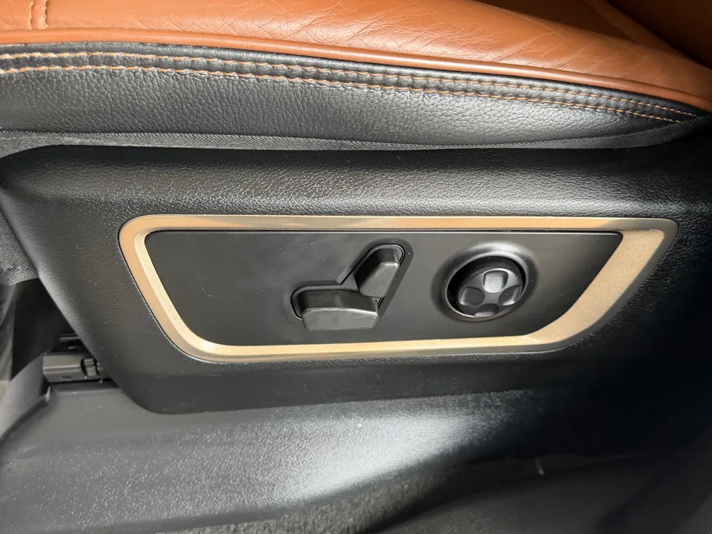 Ram 1500 photo 18