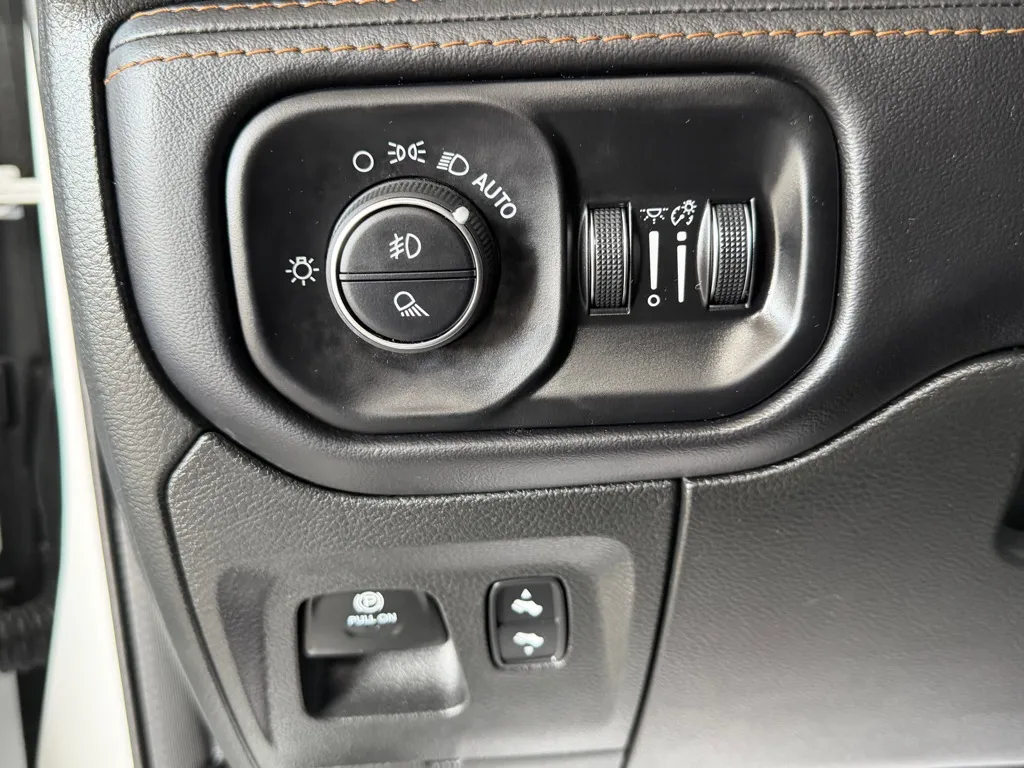Ram 1500 photo 17