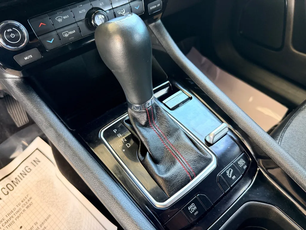 Jeep Compass photo 13