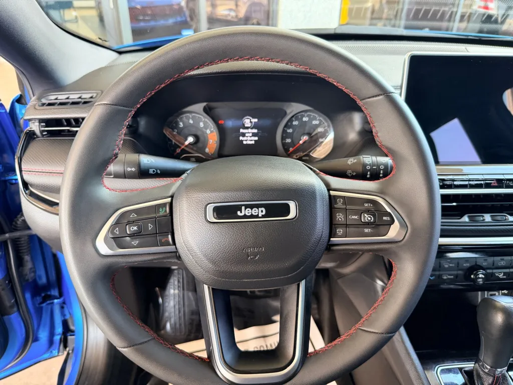 Jeep Compass photo 9
