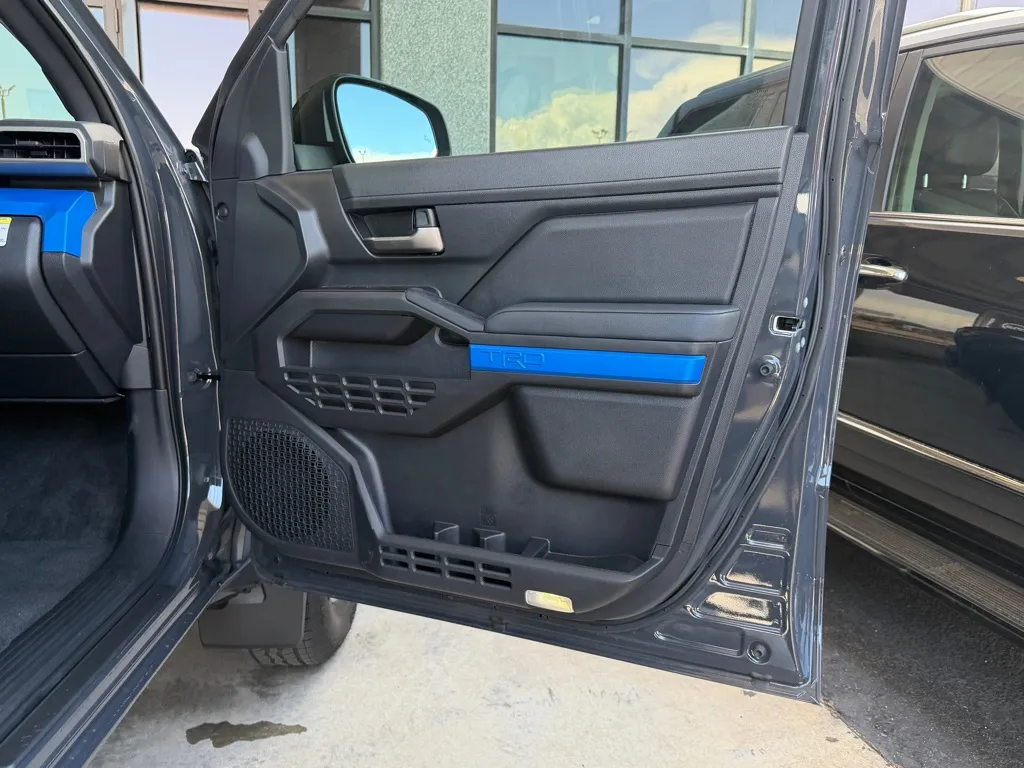 2025 Toyota Tacoma TRD Off Road - Photo 36