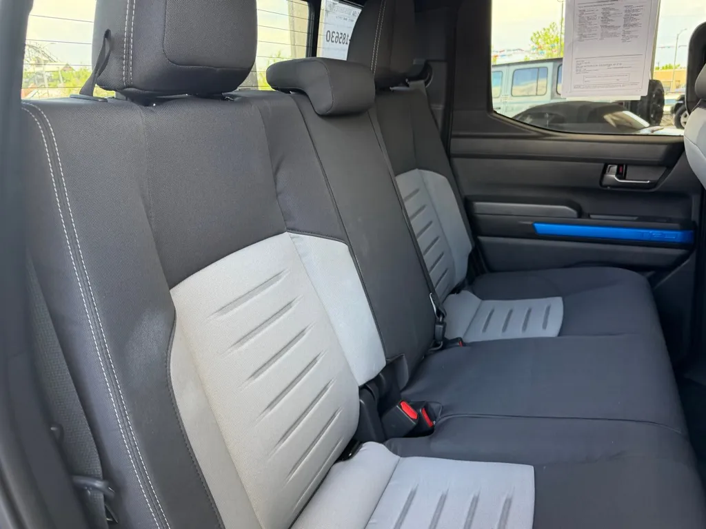 2025 Toyota Tacoma TRD Off Road - Photo 30