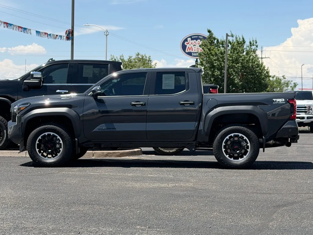 2025 Toyota Tacoma TRD Off Road - Photo 42