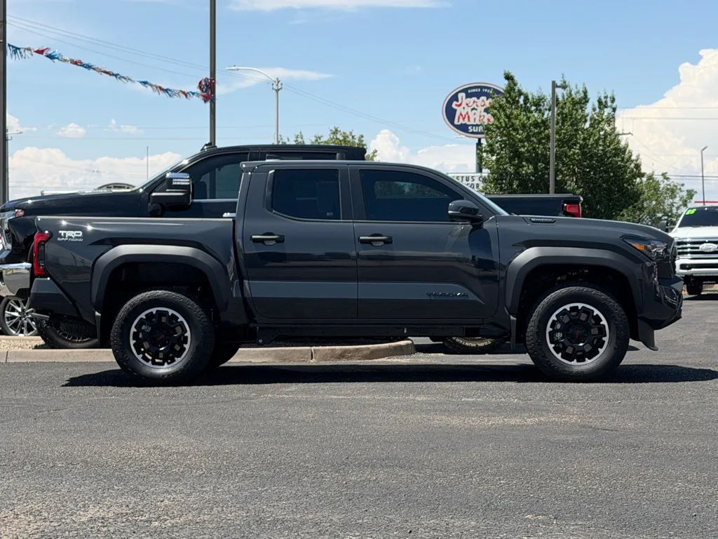 2025 Toyota Tacoma TRD Off Road - Photo 50