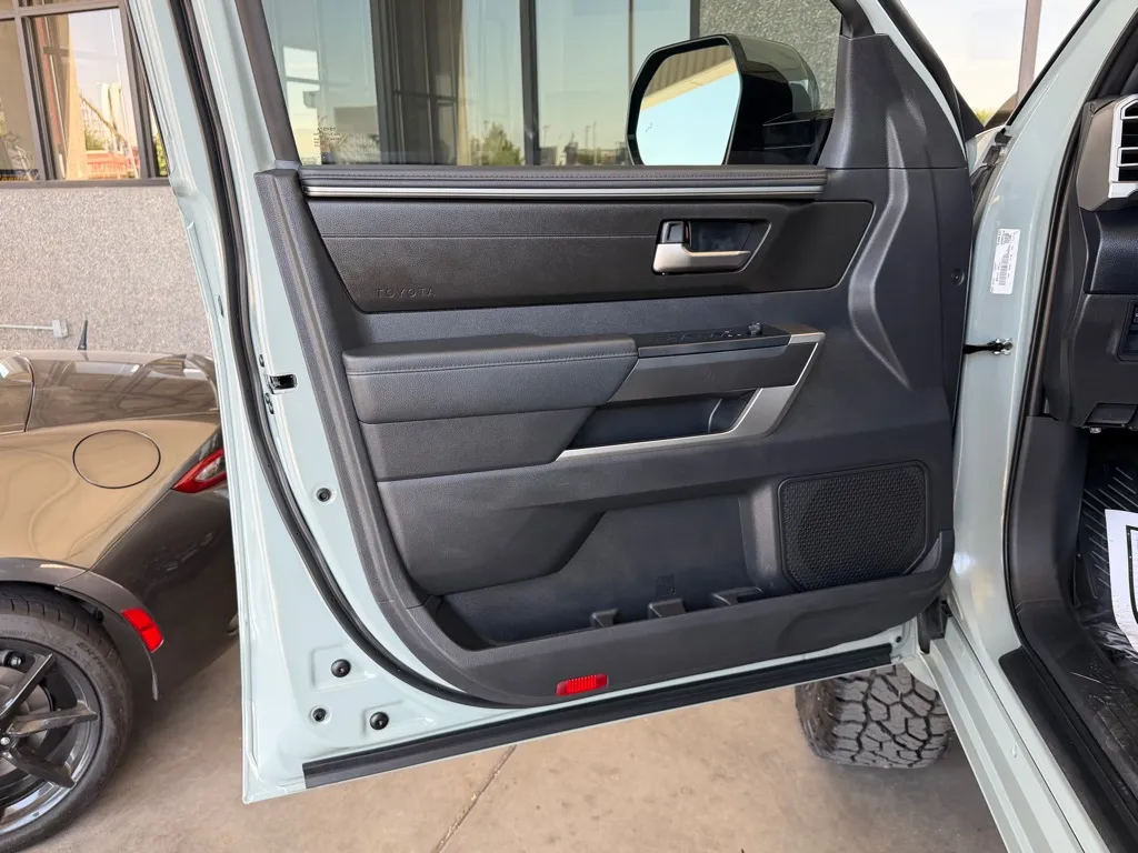 2026 Toyota Tundra SR5 - Photo 19