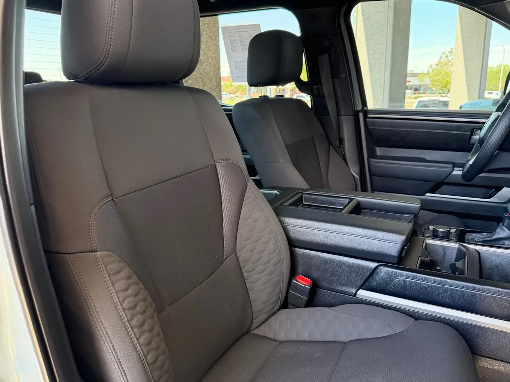 2026 Toyota Tundra SR5 - Photo 35