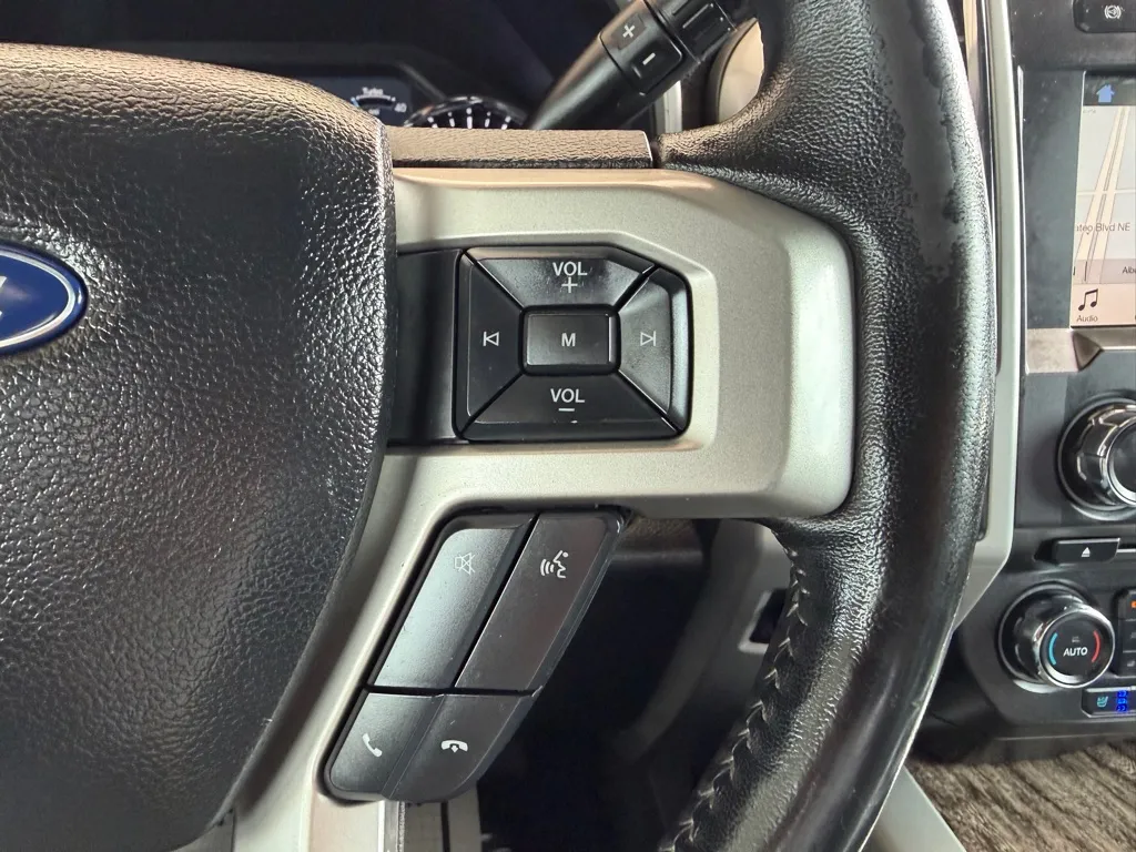 Ford F-250 photo 9