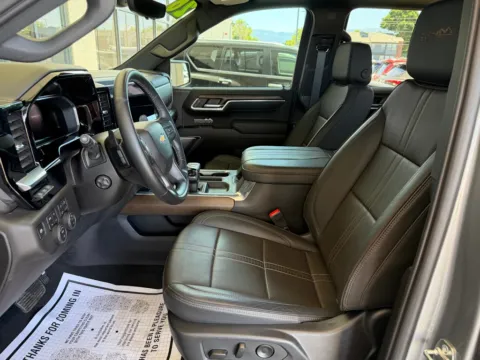 More photos of 2026 CHEVROLET SILVERADO 1500 HIGH COUNTRY at 712 Auto Sales, NM