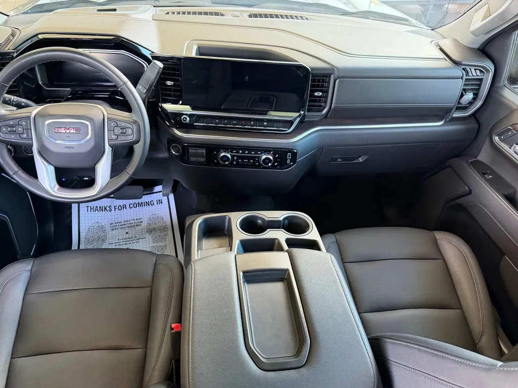 GMC Sierra photo 22