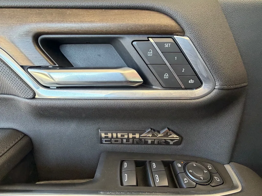 2026 Chevrolet Silverado 1500 High Country - Photo 21