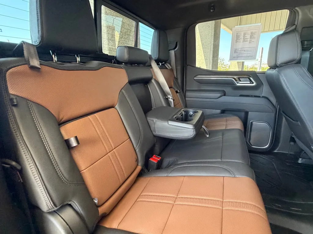 2026 Chevrolet Silverado 1500 High Country - Photo 33