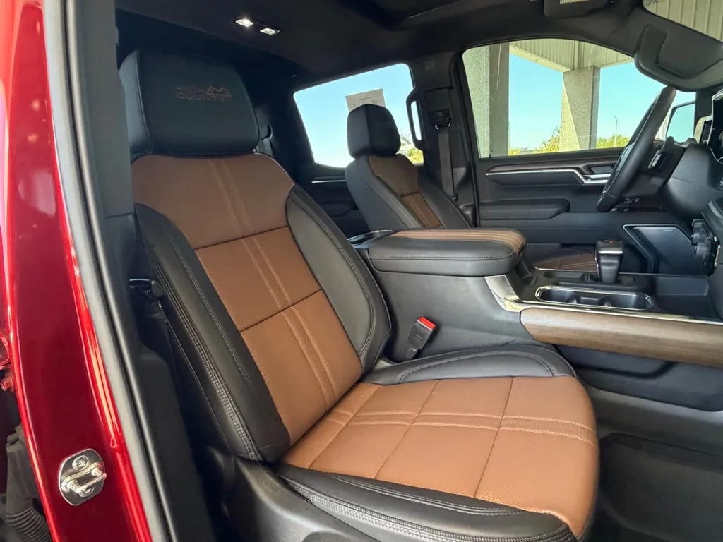 2026 Chevrolet Silverado 1500 High Country - Photo 37