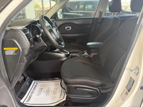 More photos of 2016 KIA SOUL BASE at 712 Auto Sales, NM