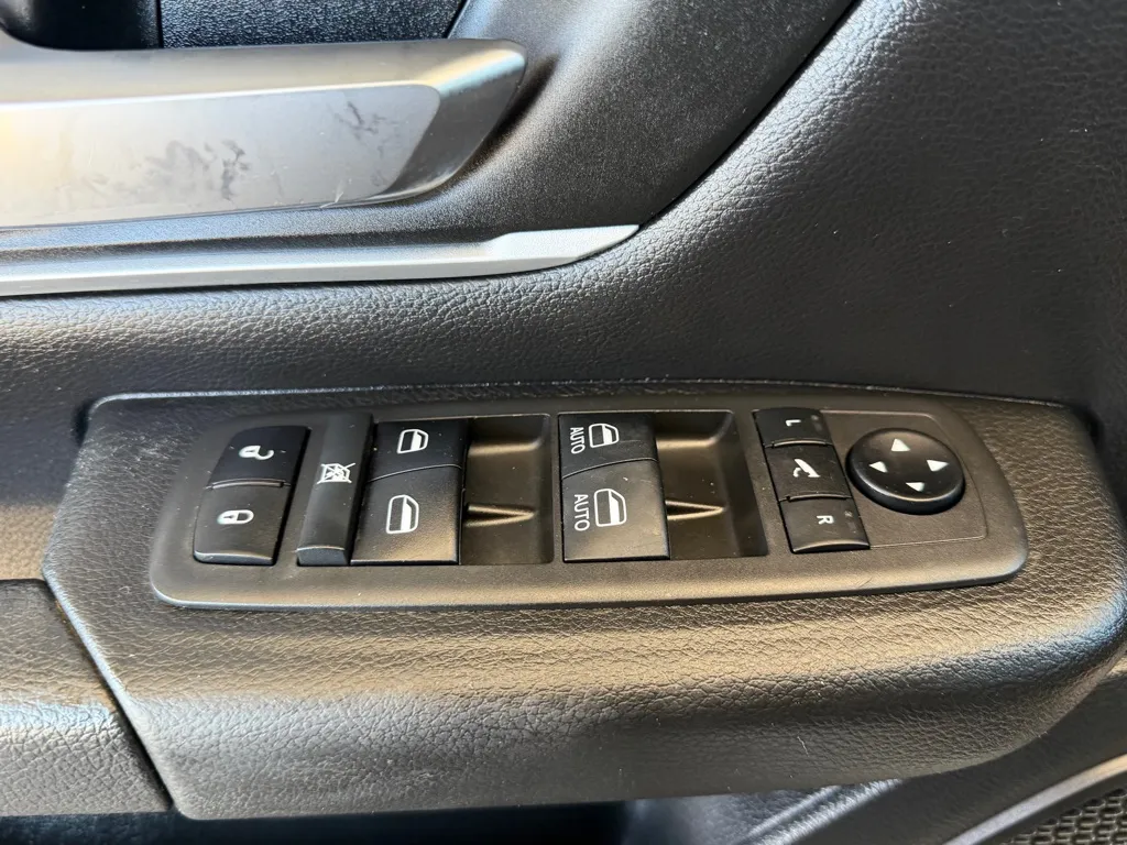 Ram 1500 photo 20
