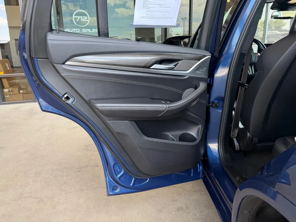 BMW X3 photo 29