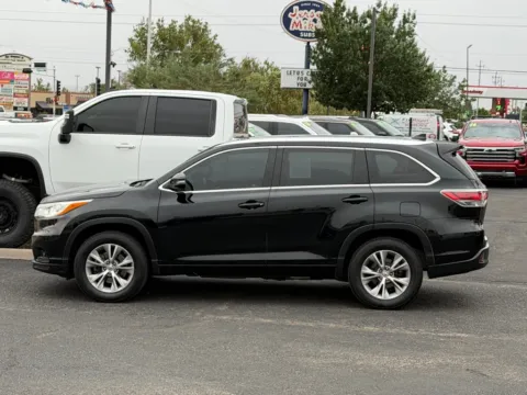 Photos of 2015 TOYOTA HIGHLANDER XLE for sale in Albuquerque, NM at 712 Auto Sales