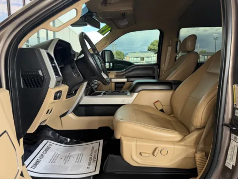 More photos of 2019 FORD F250 SUPER DUTY at 712 Auto Sales, NM