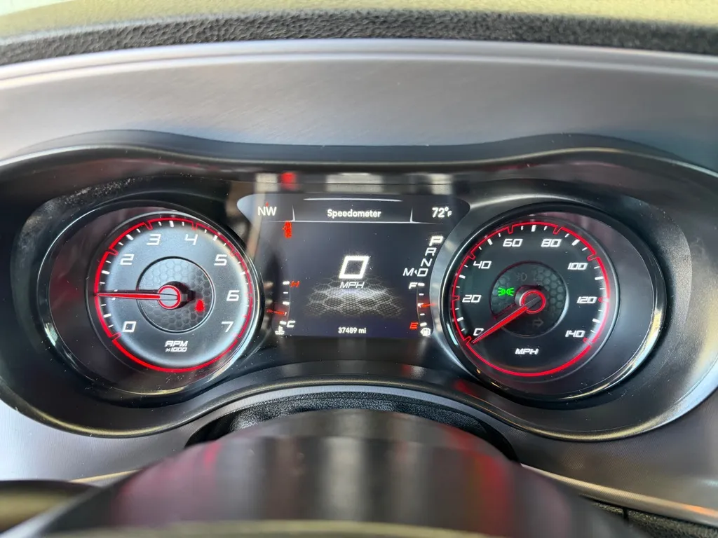 Dodge Charger photo 11