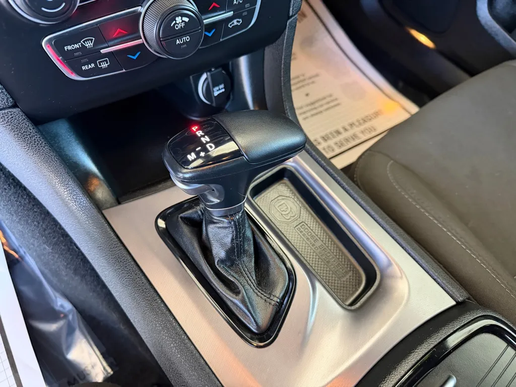 Dodge Charger photo 16