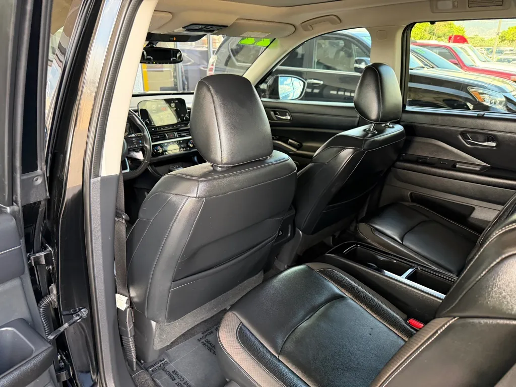 Nissan Pathfinder photo 20