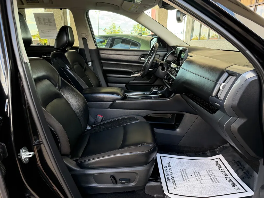 Nissan Pathfinder photo 31