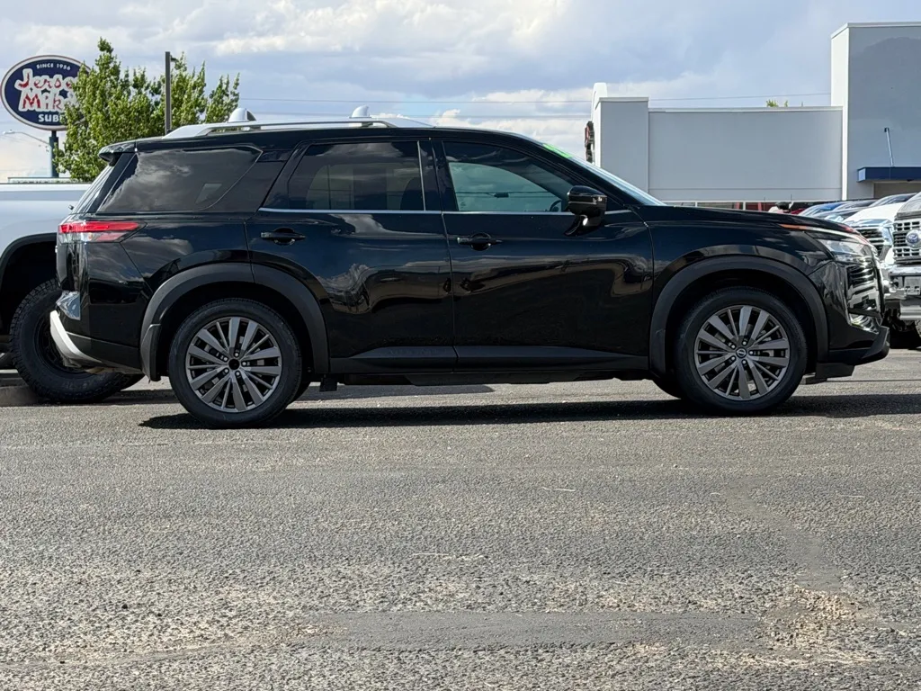 Nissan Pathfinder photo 38