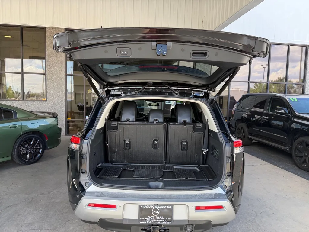 Nissan Pathfinder photo 23
