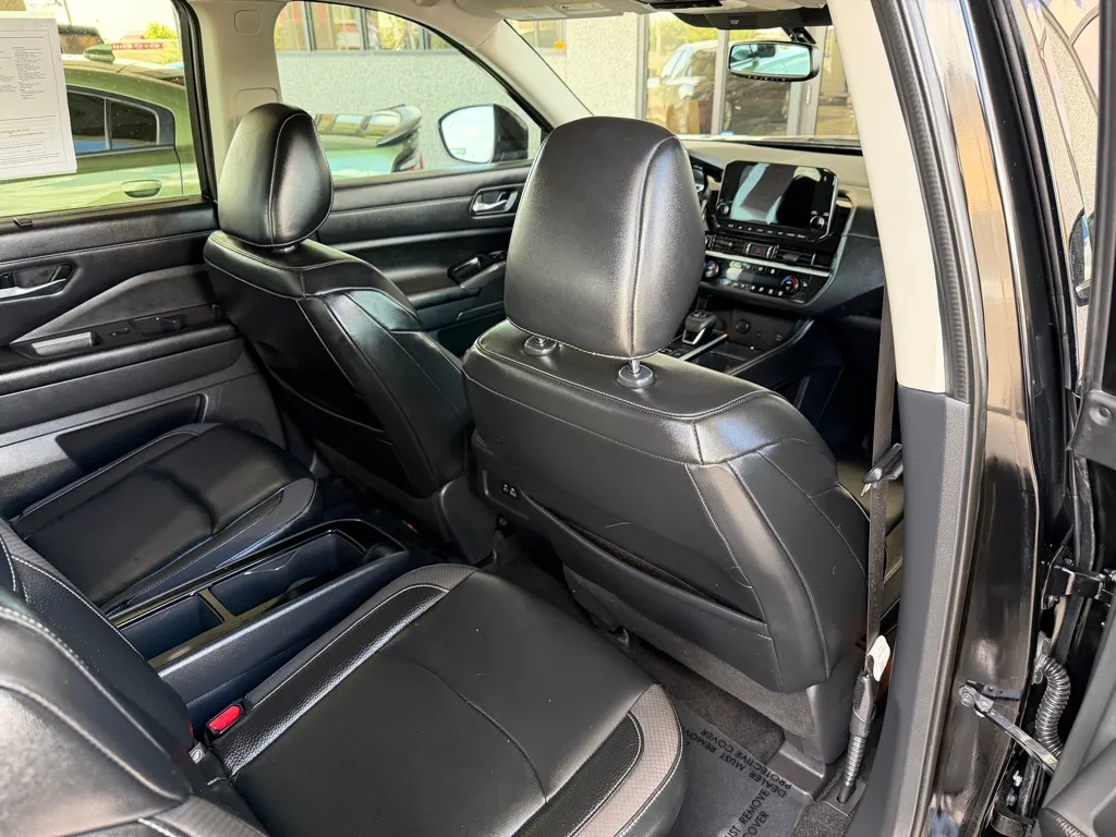 Nissan Pathfinder photo 29