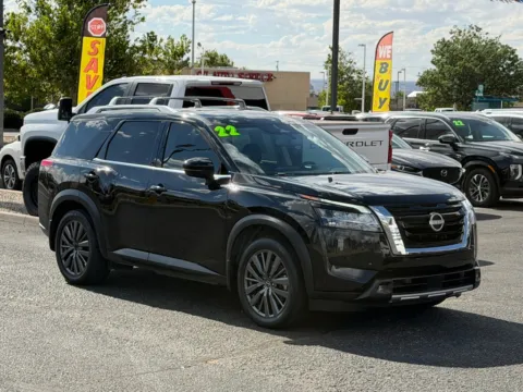 More photos of 2022 NISSAN PATHFINDER SL at 712 Auto Sales, NM