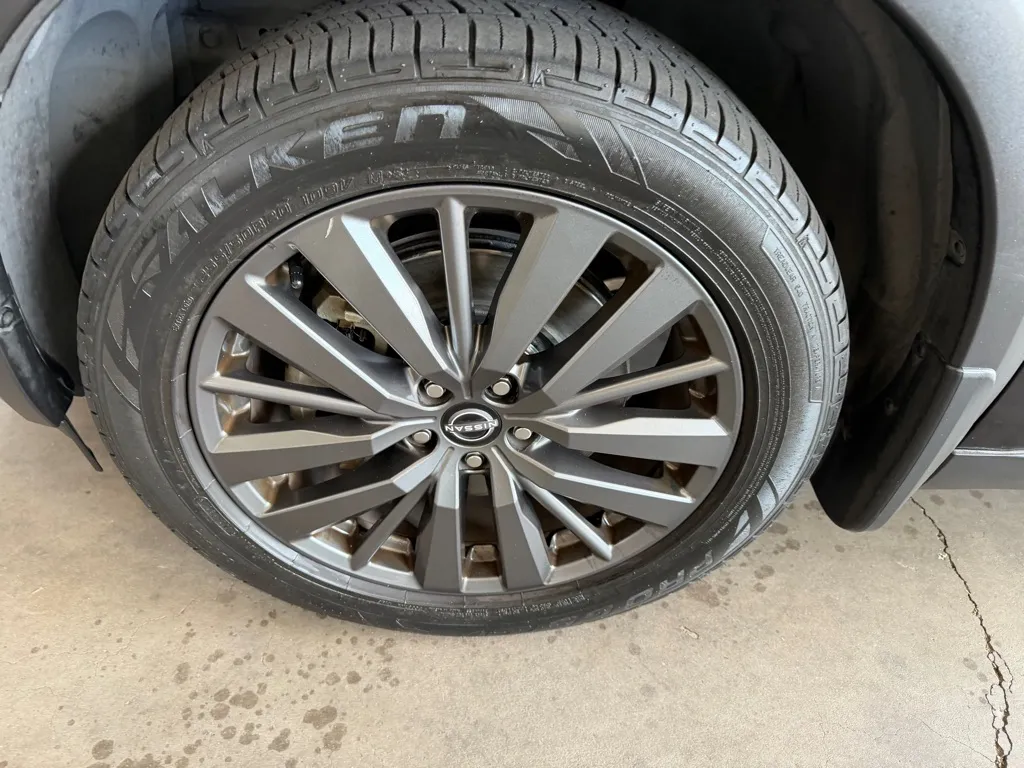 Nissan Pathfinder photo 51