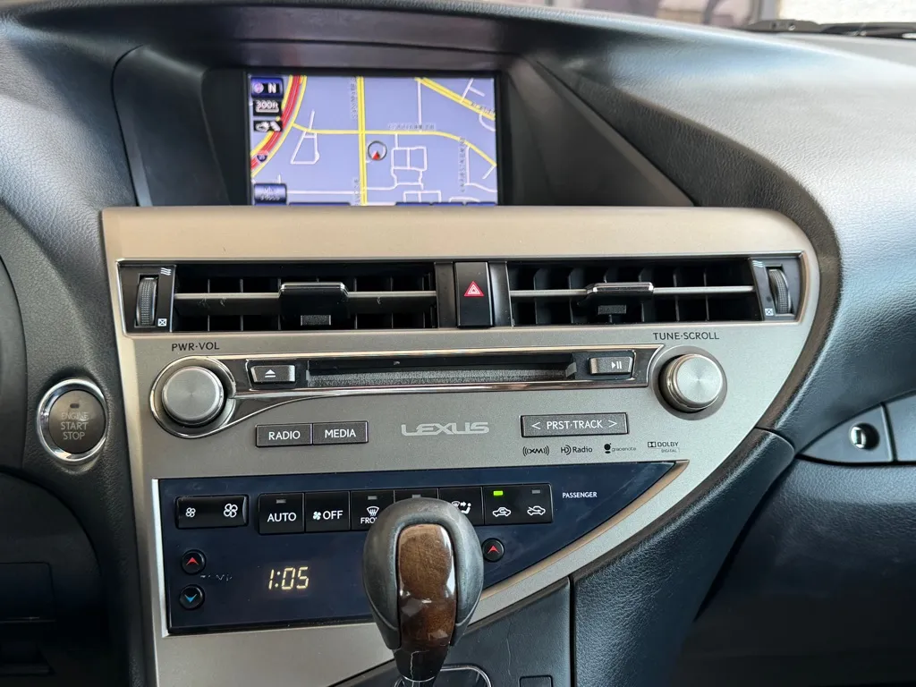 Lexus RX photo 12