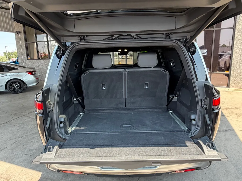 Rivian R1S photo 33