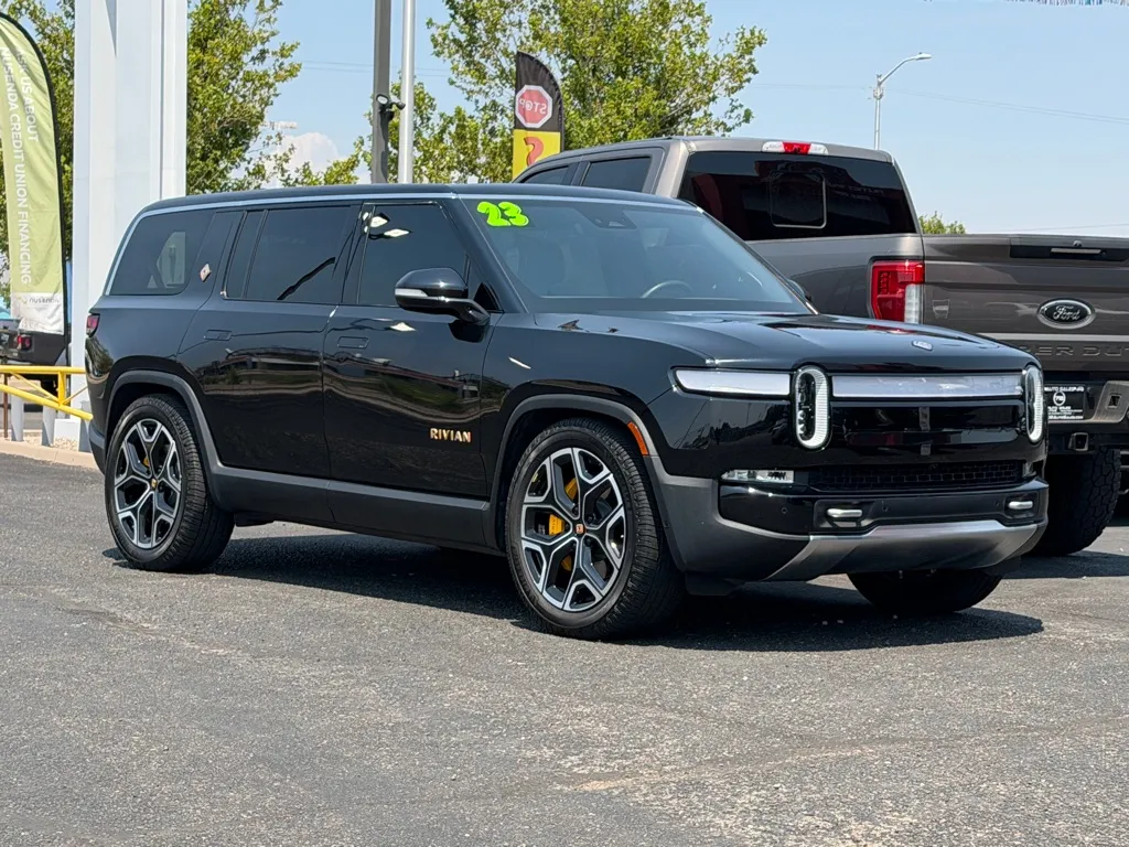Rivian R1S photo 65
