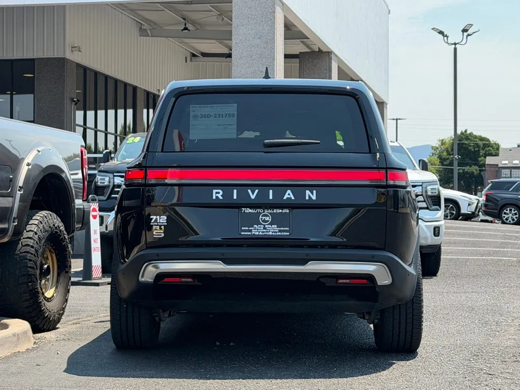 Rivian R1S photo 59