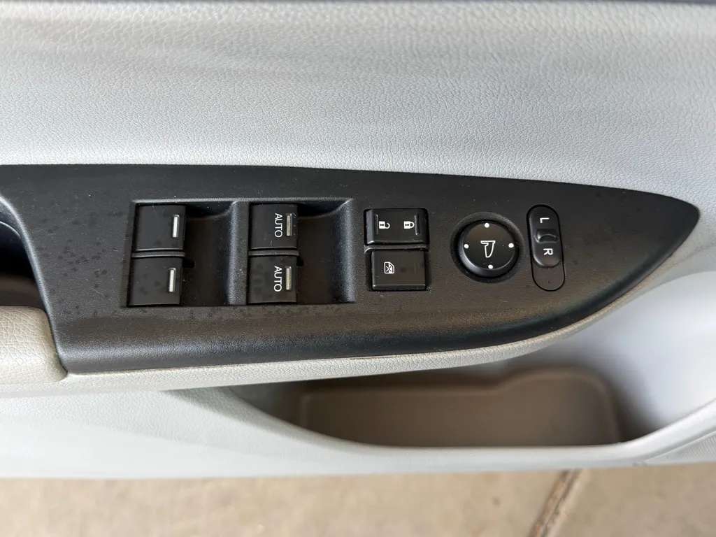 Honda Accord photo 21