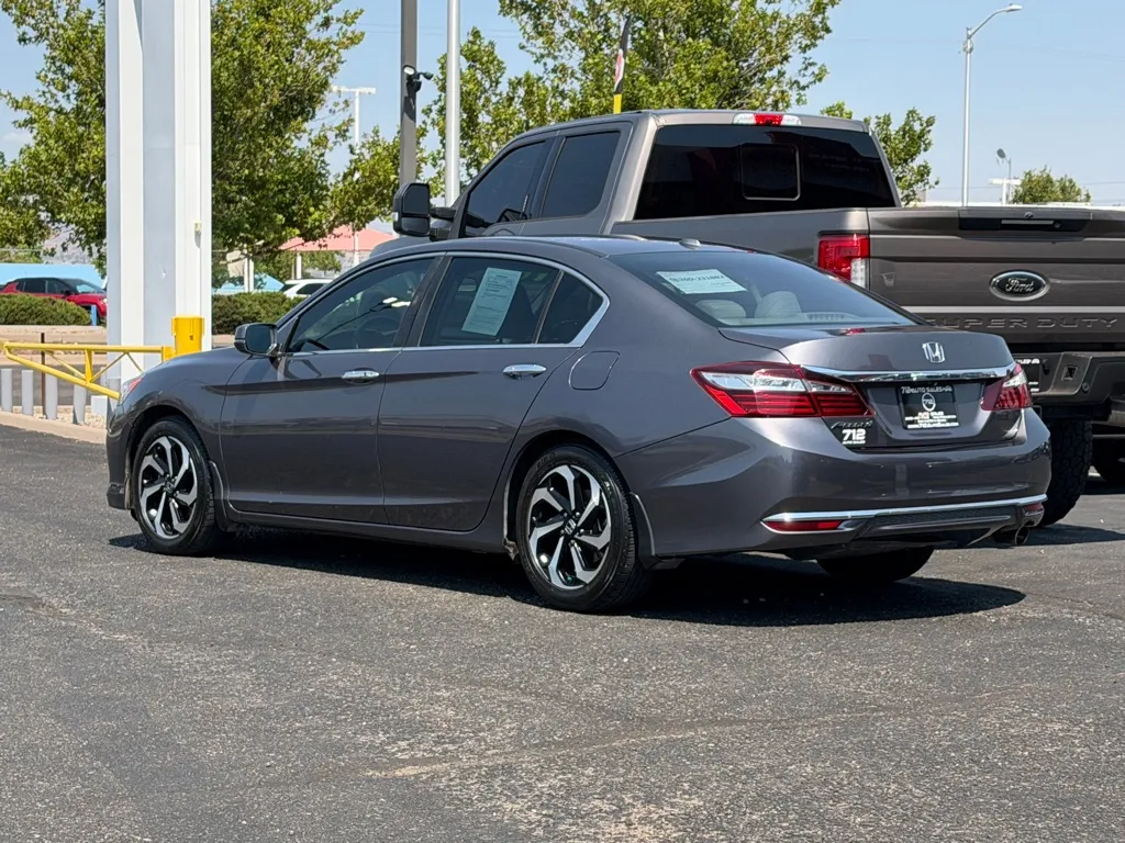 Honda Accord photo 46
