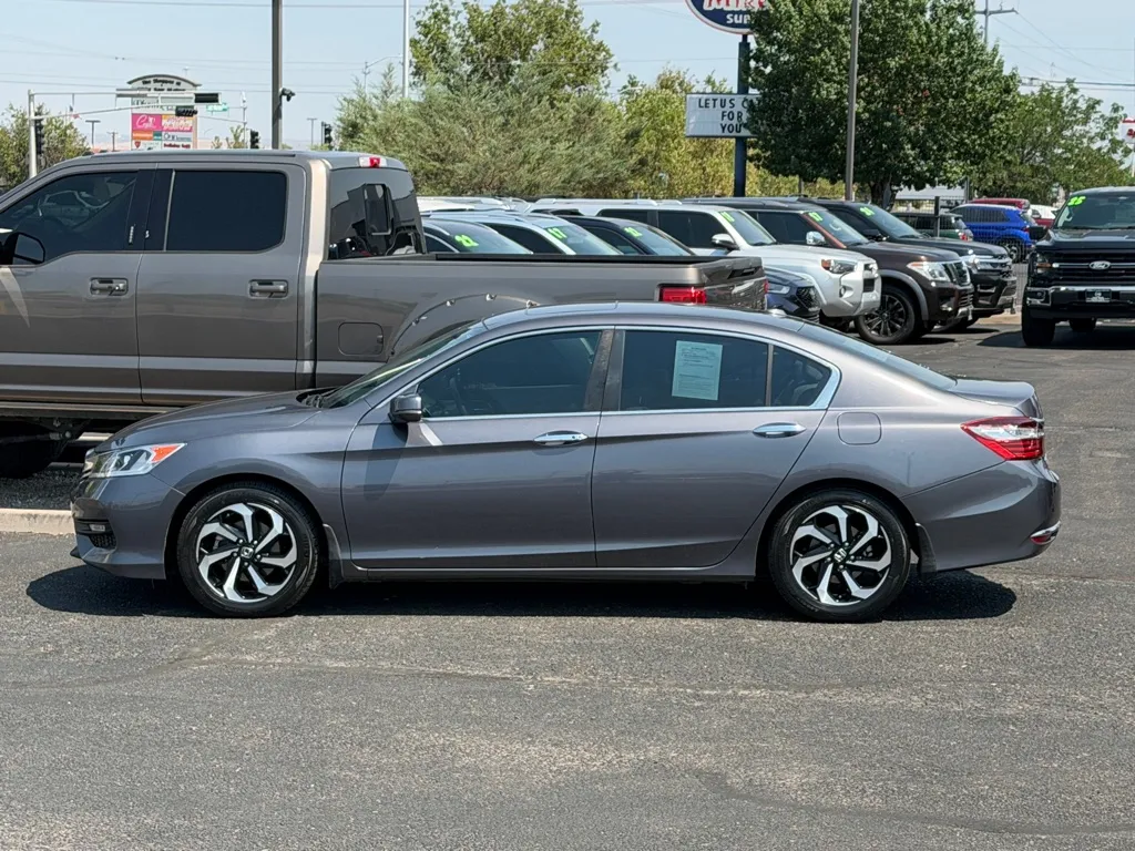 Honda Accord photo 43