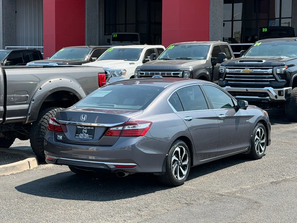 Honda Accord photo 49