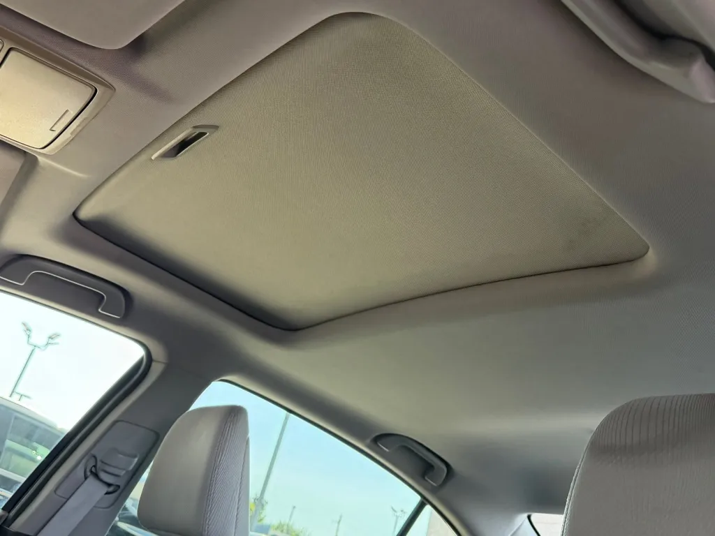Honda Accord photo 19
